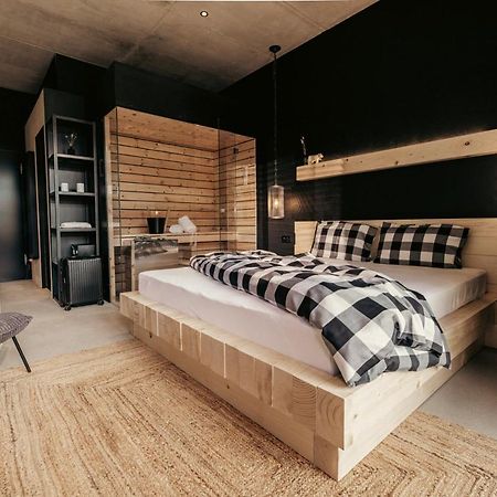Bretterhotel Hofstetten bei Brienz Экстерьер фото
